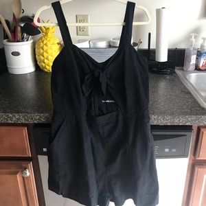 Abercrombie & Fitch black tie-front romper